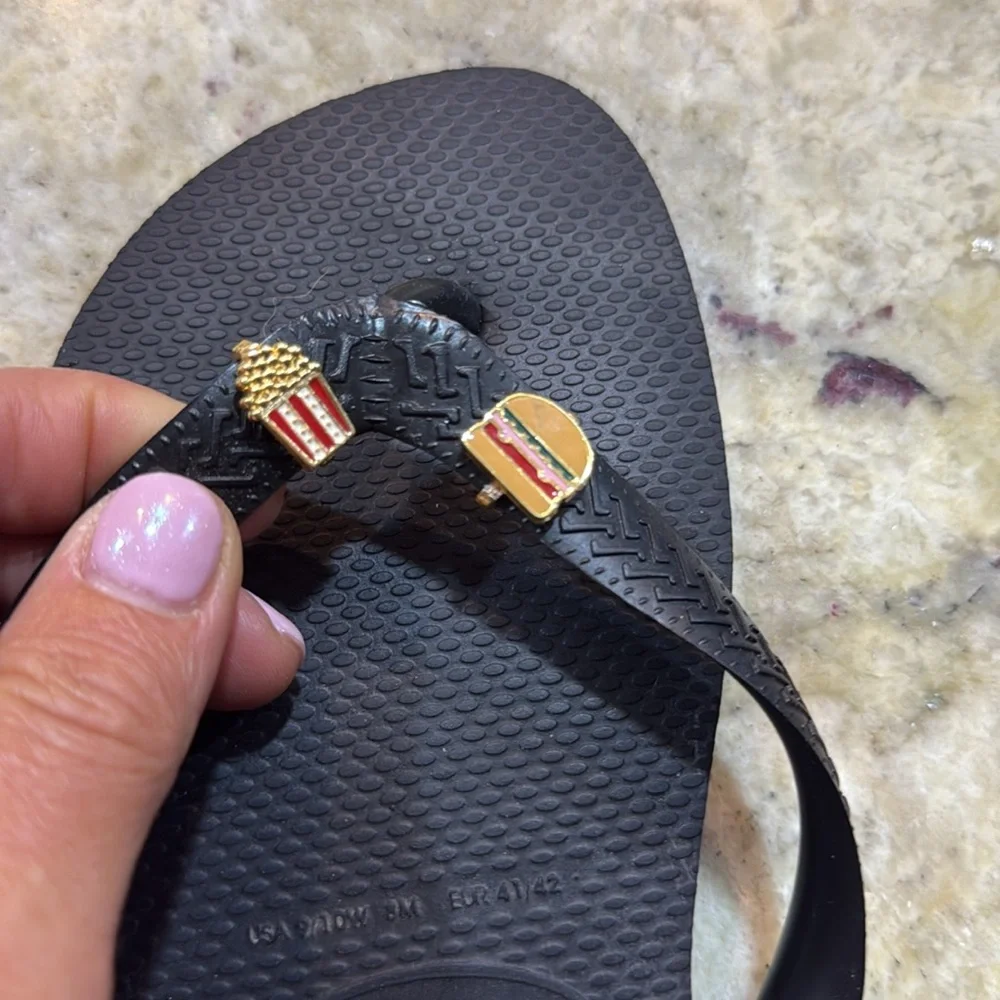 Havaianas TOP Women’s Fip Flops with Claw pins Black Size 9